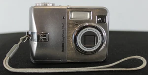 Kodak EasyShare C340 Digitalkamera 5,0 MP silber GETESTET FUNKTIONIERT Vintage Point Shoot - Bild 1 von 9