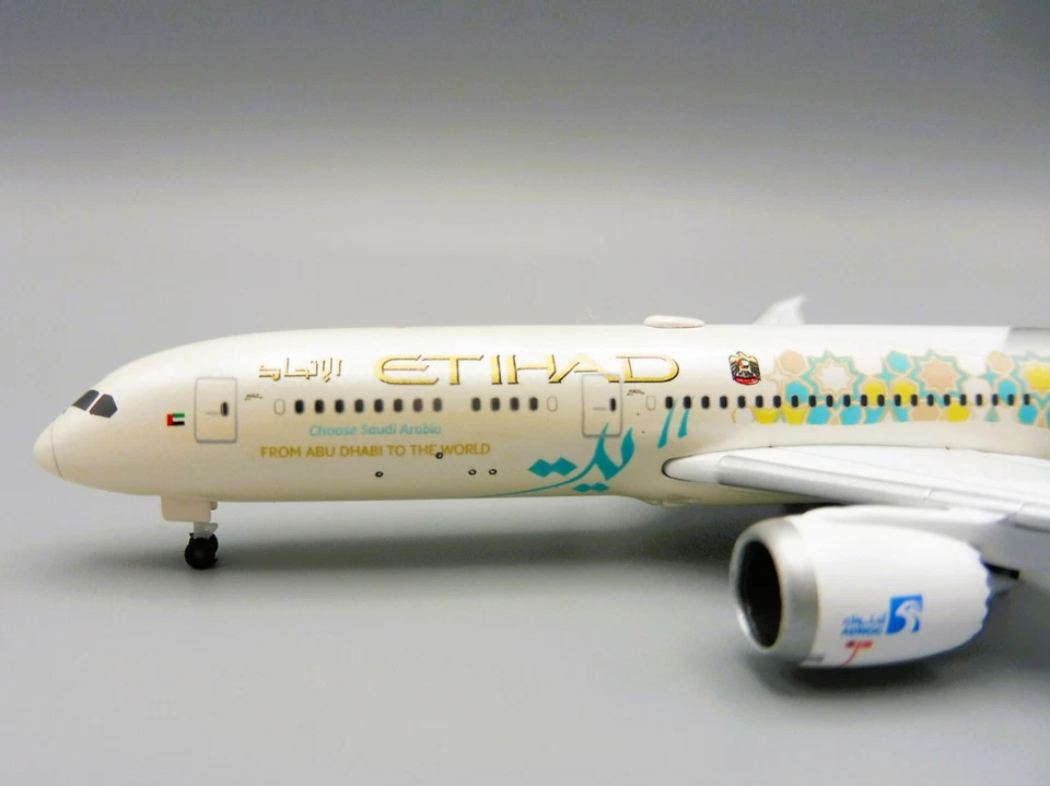 Etihad Airways Boeing 787-9 1/500 Herpa 535748 Abu Dhabi Scegli Arabia Saudita