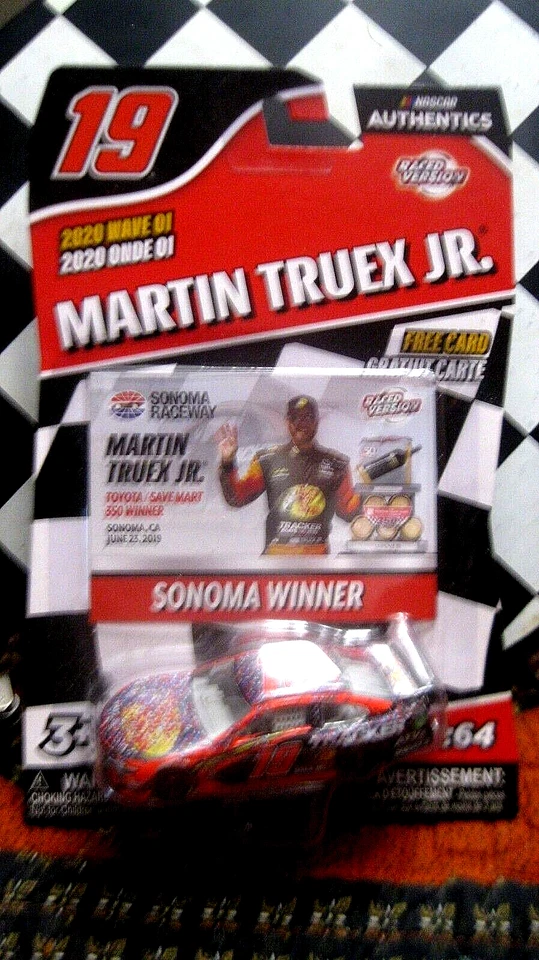 NASCAR Authenticics 2020 1/64 Wave 01 Martin Truex Sonoma Win Foto 1 de 1