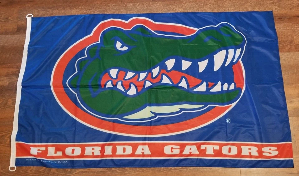 Vintage WinCraft Sports FLORIDA GATORS Flag Banner 5'x3' Made in USA - Image 1 of 4