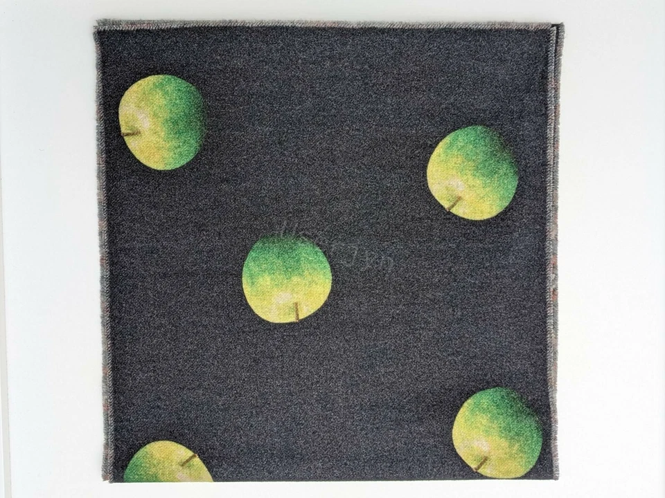 Bufanda Paul Smith - Nueva con etiquetas mezcla de cachemir 50 aniversario manzana y caléndula precio de venta sugerido por el fabricante Foto 1 de 4