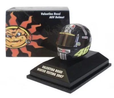 Casco de prueba de invierno Minichamps escala 1,8 Valentino Rossi MOTOGP 2007. Foto 1 de 2