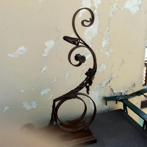 Reggi Locandina a bandiera a parete di ferro battuto abbronzato con base H=60 cm - Foto 1 di 4