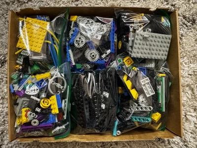 Lego Mindstorms Robotics, RoboSports, Extreme Creatures - 6 Assorted Bags As IS - Image 1 of 4