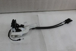 2016 2017 2018 2019 2020 2021 HYUNDAI TUCSON LEFT REAR DOOR LATCH LOCK ACTUATOR - Picture 1 of 10