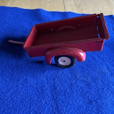 Tru-Scale International Harvester PU Flared Utility Trailer 1/16 - Image 1 of 4