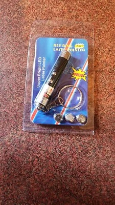 Key Ring Cat/Dog/Pet Laser Pointer DUAL FUNCTION RED LASER, BRIGHT LED LIGHT NIB - Image 1 of 2