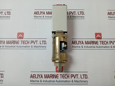 Unidad de interruptor giratorio ENTRELEC CP5/F1.01/F1/F1/E14/SCC Foto 1 de 4