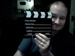 POPR WOODEN CLAP A BOARD MAKE YOUR OWN MOVIE  BIRTHDAY CHRISTMAS KIDS  - Picture 1 of 2