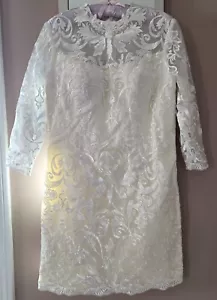 JJ's House bestickt Brautkleid Elfenbein Größe maßgeschneiderte ID 127281 - Bild 1 von 20