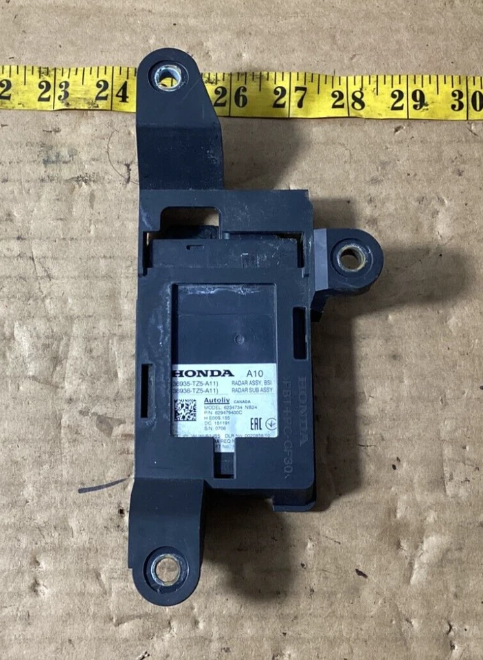 Módulo radar punto ciego delantero derecho Acura MDX 2014-2016 36935-TZ5-A11 OEM. Foto 1 de 4