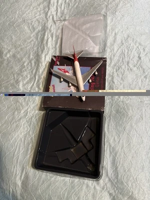 Herpa Wings Qantas Boeing 747 -400 diecast 1:500 Scale Airplane - Image 1 of 4