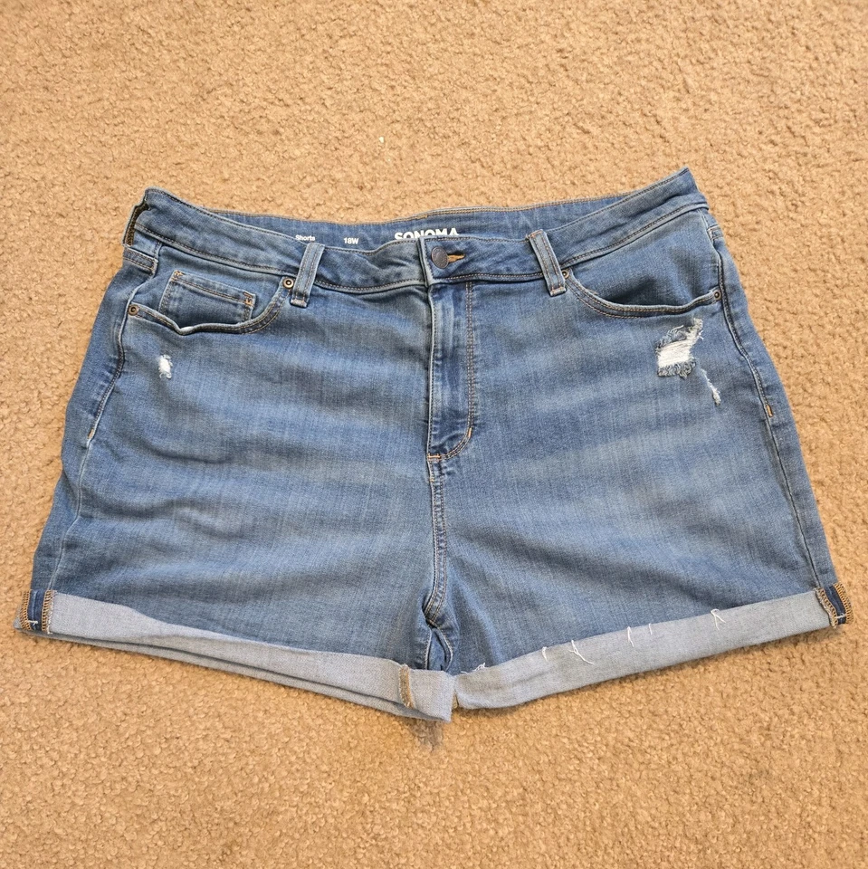 Pantalones cortos de mezclilla para mujer Sonoma Goods For Life desgastados elásticos 18 W Foto 1 de 4