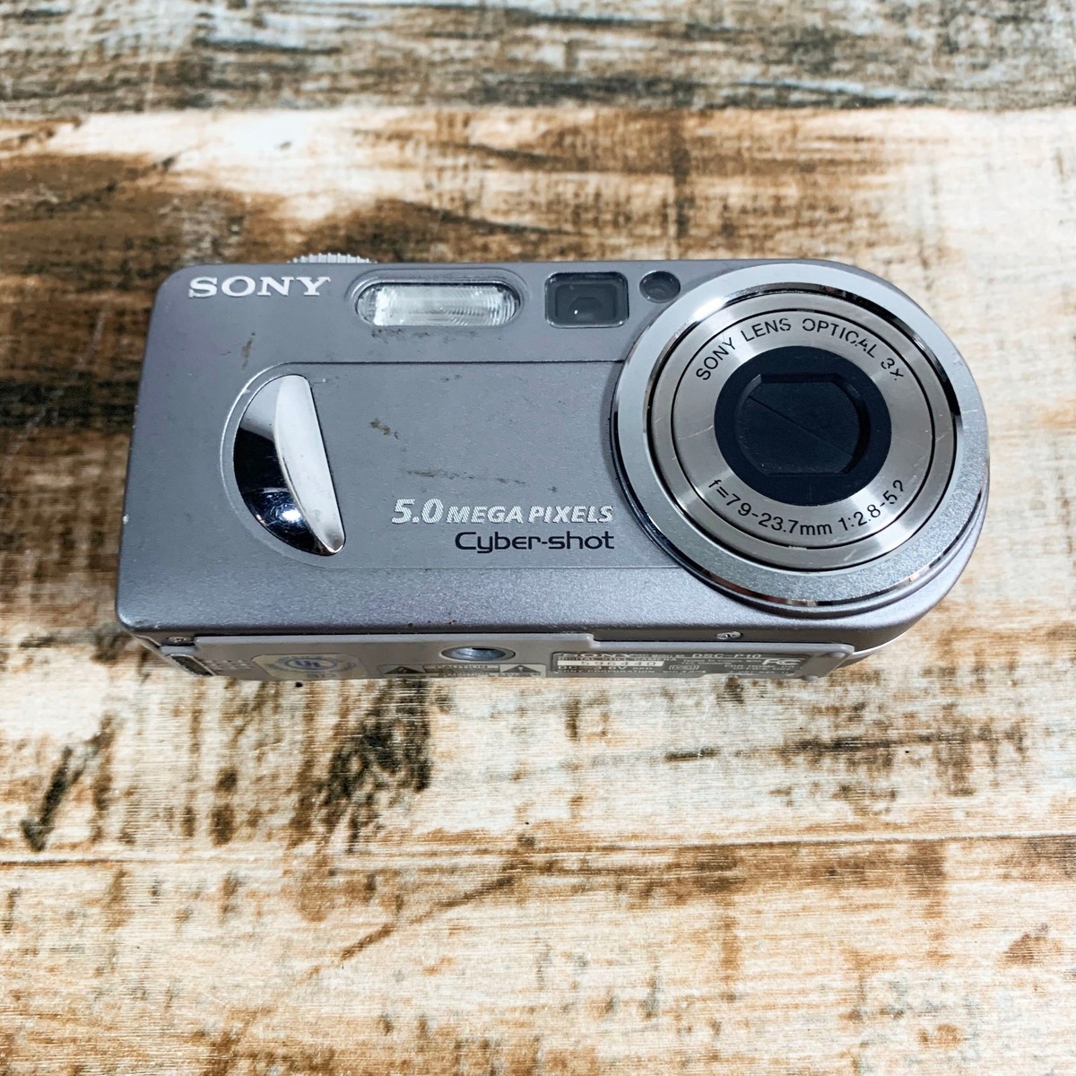 デジタルカメラ SONY Cybershot DSC-P10 DSC-P10 商品の写真 | デジタルスチルカメラ Cyber-shot
