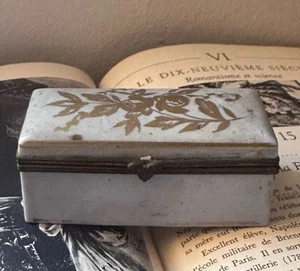 Rara antica scatola portagioie rettangolare vintage dipinta a mano Francia Limoges - Foto 1 di 8