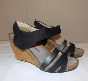 TSUBO Nilanti Black Leather Wedge Heeled Sandals Sz 9 - Picture 1 of 7