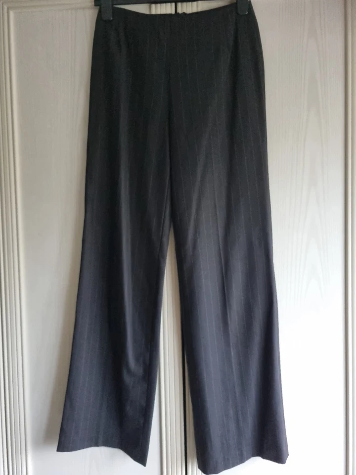 Próximo Pantalón Traje de Lana Ligero a Rayas Frente Plano Talla 10, Usado Una Vez Foto 1 de 4