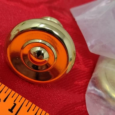 Set Of 8 - New Brainerd P3040V-PL-C Round BRASS Cabinet Knobs - I.25" Heavy - Image 1 of 4