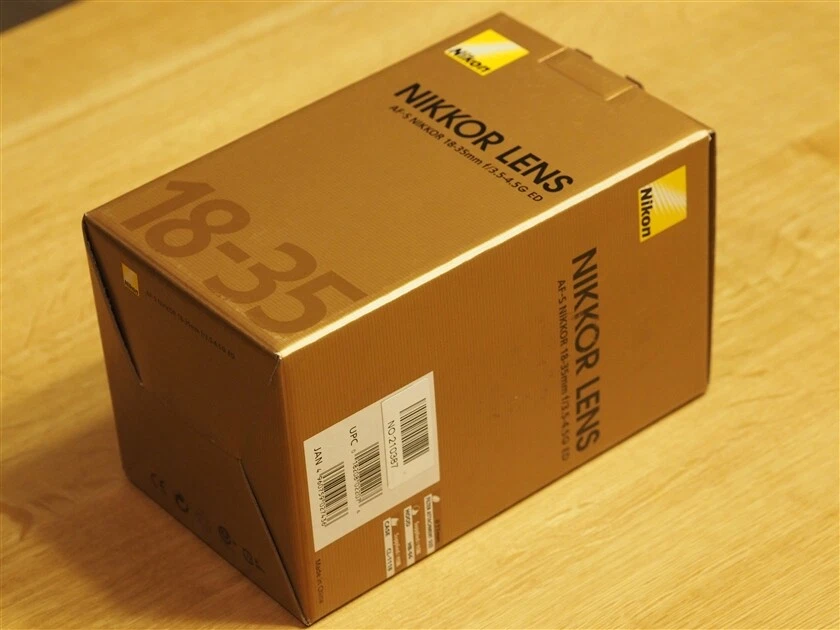 Nikon AF-S NIKKOR 18-35mm f/3.5-4.5G ED Lens From Japan New - Image 1 of 1