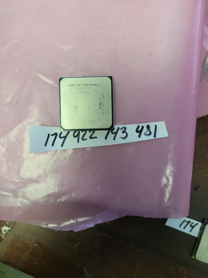 AMD A10-7700K (AD770KXBI44JA) 3.4GHz Socket FM2 CPU USA SELLER  - Image 1 of 1