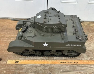 Tanque Stuart Ultimate Solder 21st Century GI Joe Segunda Guerra Mundial M5 Foto 1 de 4