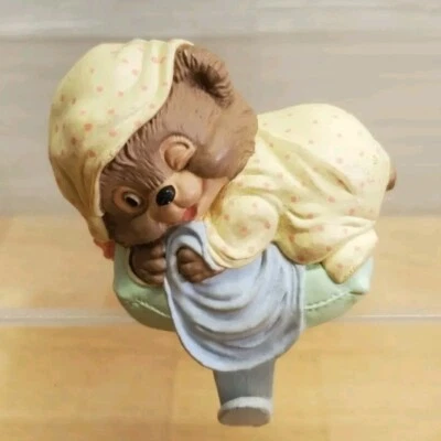 Hallmark Navidad 1986 Oso Dormitorio Medias Soporte Vacaciones De Colección  Foto 1 de 4