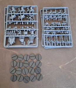 Warhammer Age of Sigmar Skaven 39 Plague Monks on sprues and assembled - Bild 1 von 5