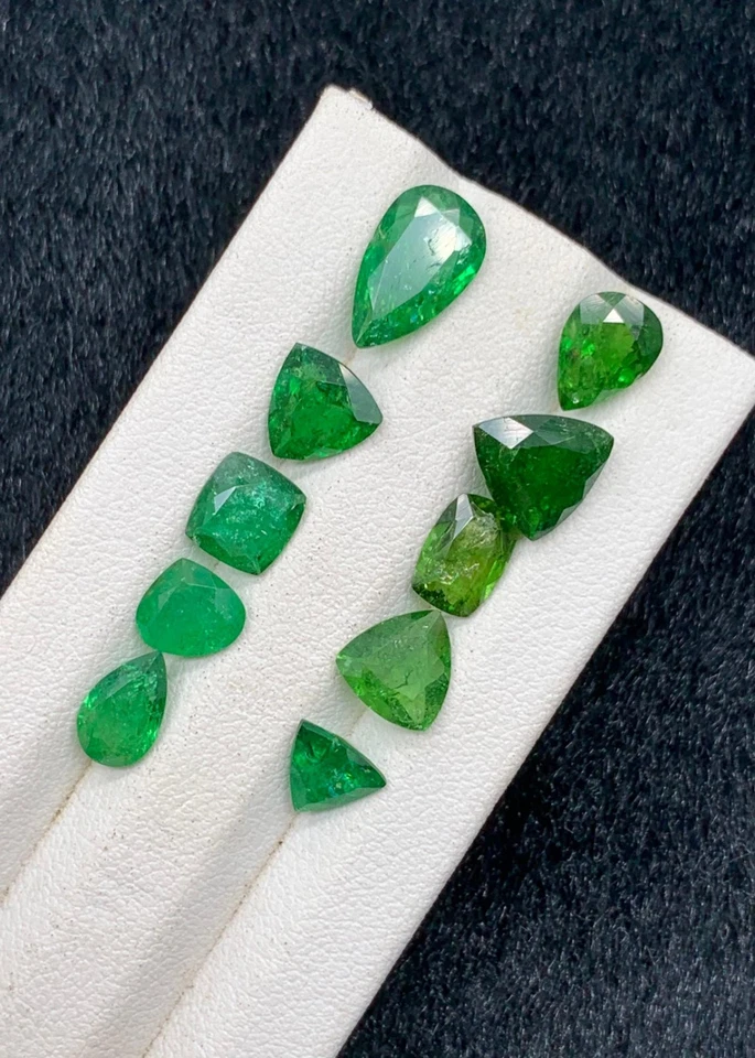 Natural Tsavorite Green Garnet Lot 12ct Slightly Included 11×6.3–7.7×4.8mm - Image 1 of 1