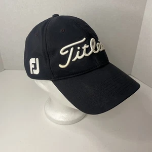 Titleist Pro V1 Golf Hat Adjustable Black FJ FootJoy Logo Cap - Picture 1 of 9