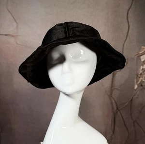 2 Authentic 1920s Black Silk Pleated Silk Chiffon & Silk Velvet Wide-Brim Hat - Picture 1 of 9