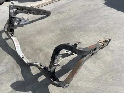 USADO 2017 FORD F550 SUPER DUTY RADIADOR NÚCLEO SUPORTE DIESEL ENVIADO Los Angeles - Imagem 1 de 4