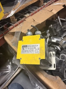 PARKER MPM1141BTG7G3N SERVO MOTOR USED - Picture 1 of 4