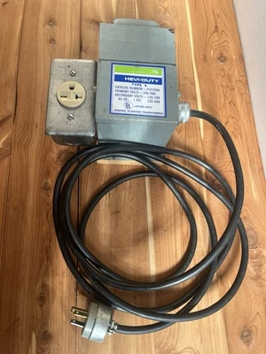 General Signal Hevi-Duty Type A General Purpose Transformer Model P1F250A - Image 1 of 4