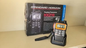 Open box bez ładowarki Standard Horizon HX40 Ręczne radio VHF, czarne - Zdjęcie 1 z 4