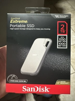 New SanDisk Extreme Portable 2TB USB-C SSD SDSSDE51-2T00-AW25 - Image 1 of 2