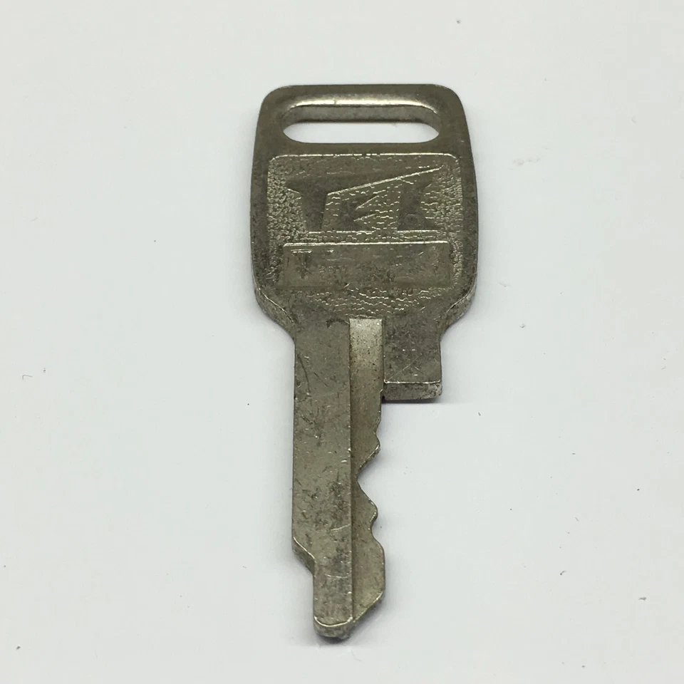 Llaves de motocicleta Honda precortadas OEM modelos años 60 y 70 T7364-T9997 T2 Foto 1 de 1