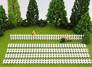 5 PACK - White Picket Fence - HO Scale - Each piece is 6.25" long x .5" tall - Picture 1 of 5