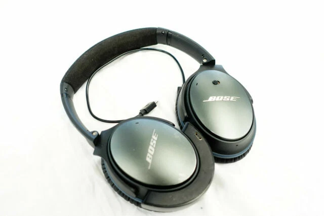 Bose QuietComfort 25 QC25 Wired Headphones - Black