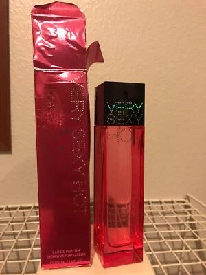 ОЧЕНЬ СЕКСУАЛЬНЫЙ HOT VICTORIA'S SECRET 3,4 унции 100 мл парфюмированная вода спрей женщин  - Изображение 1 из 3