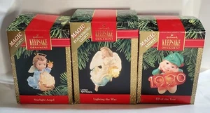 3 Decorazioni Natalizie Magiche Hallmark Illuminazione della Via, Angelo Starlight, Anno Elfo - Foto 1 di 12