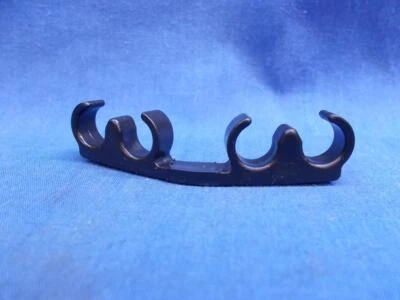 Yamaha 3H3-24366-00. Оригинальный зажим топливной трубы. Подходит для Yamaha XS1100 (79-82). - Изображение 1 из 4