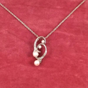Vintage Jewellery White Gold Chain Necklace with Pearls and Diamonds Jewelry - Picture 1 of 5