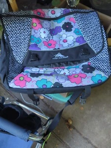 High Sierra Messenger Bag, Lap Top , Travel Etc. 18 X13X3" - Picture 1 of 6