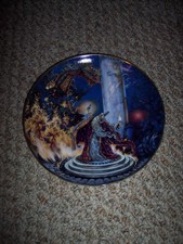 Royal Doulton "Sorcerer's Spell" Decorate Plate
