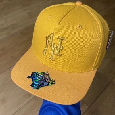 Exclusivo Twnty Two New York NY Dorado/Amarillo Melocotón Naranja 2 Tonos Snapback Sombrero Raro Foto 1 de 4