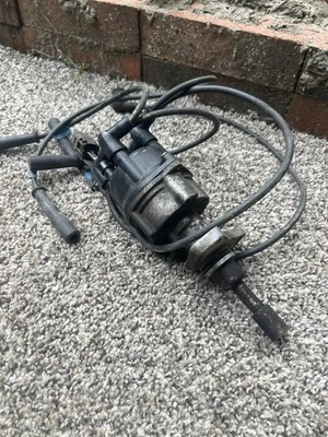 Nissan Hardbody D21 1990-1995 OEM Ka24e distribuidor 4 cilindros (usado) Foto 1 de 4