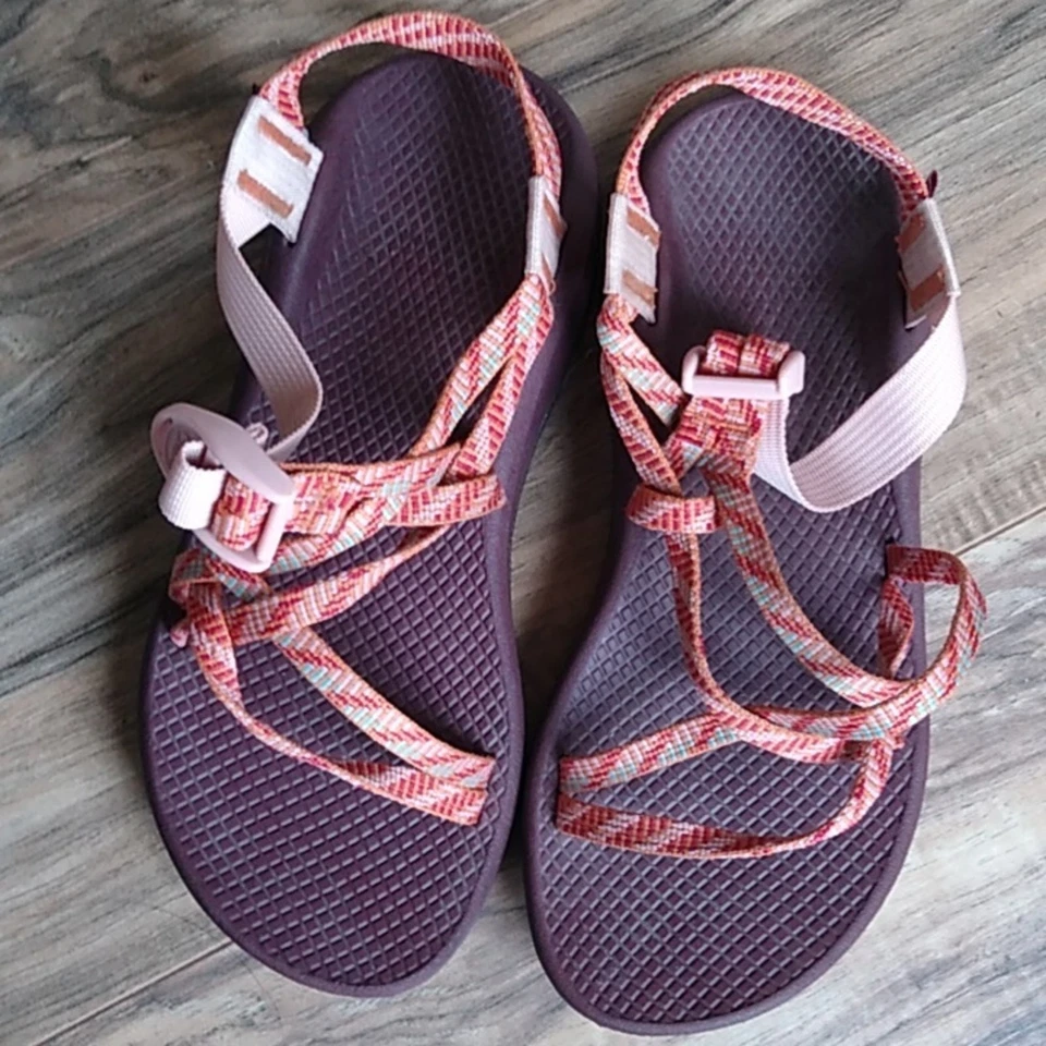 Sandalias de senderismo Chacos ajustables con tiras al aire libre talla 7 Foto 1 de 4