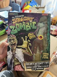 Smart Lab Der unmenschliche zerdrückbare Zombie mit groben Eingeweiden abnehmbare Gliedmaßen & Fleisch Spielzeug - Bild 1 von 4