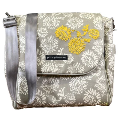 PETUNIA PICKLE BOTTOM Mochila Cuadrada Bolsa de Pañales Gris Floral Foto 1 de 4