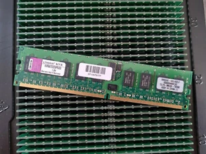 2GB PC2-5300R KVR667D2D8P5/2GB Kingston DDR2 667Mhz ECC Reg Server - Bild 1 von 2